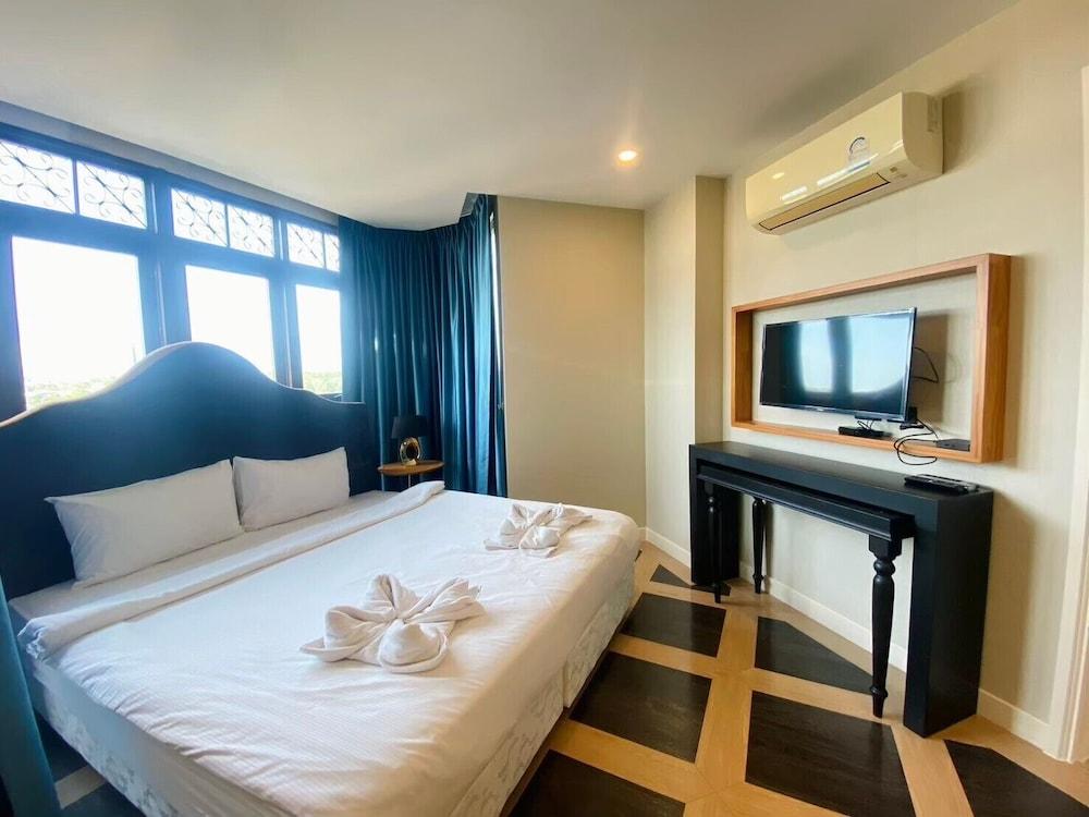 Espana Condo Resort Pattaya