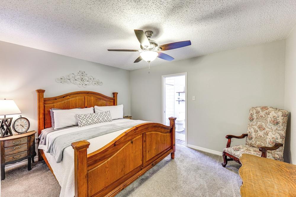 Near Lake Dardanelle: Updated Home w/ Large Yard!