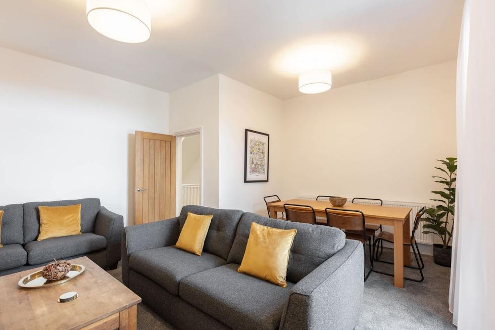 Host Stay North View