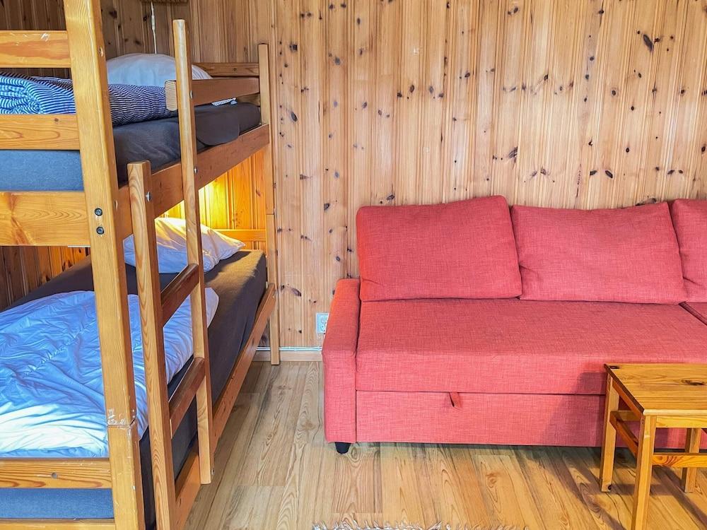 Spacious Holiday Home in Hoor