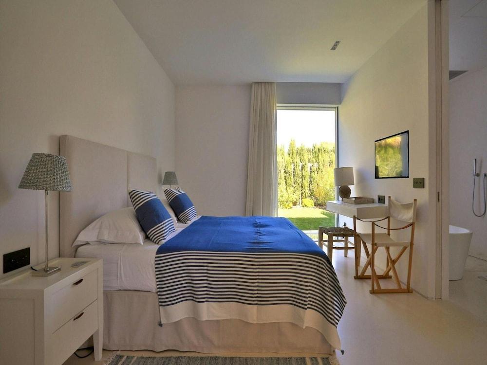 Holiday Home With Beautiful sea Views