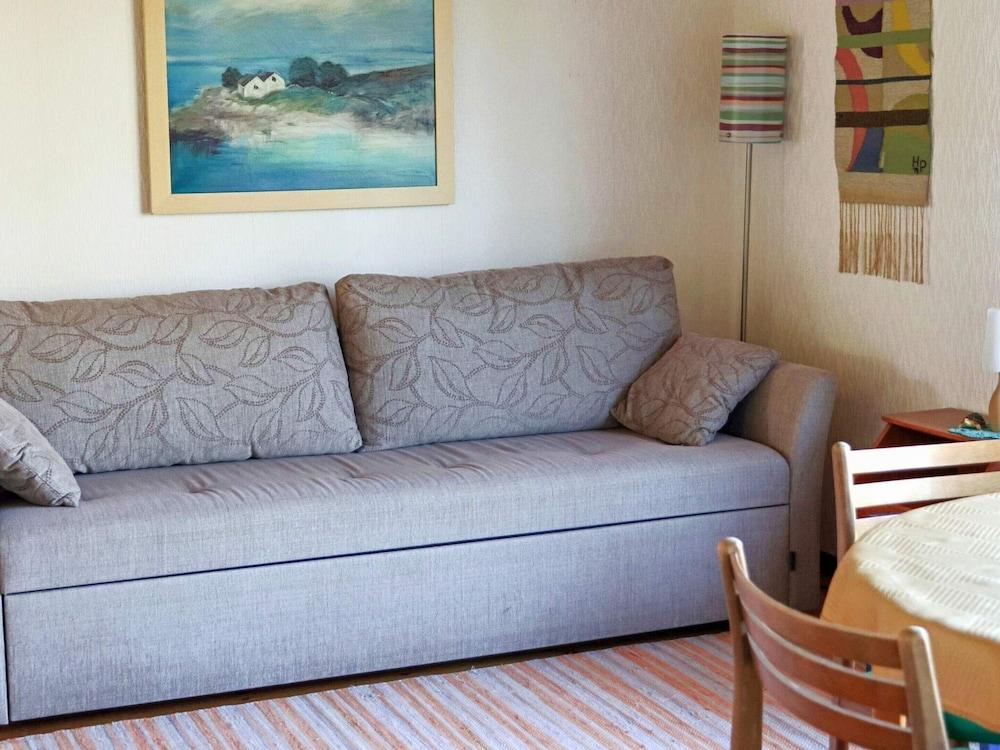 6 Person Holiday Home in Skummeslovsstrand