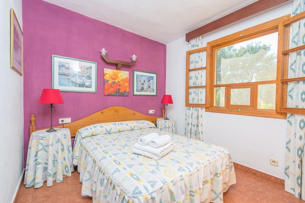 Els Pins - Villa With Private Pool In Crestatx