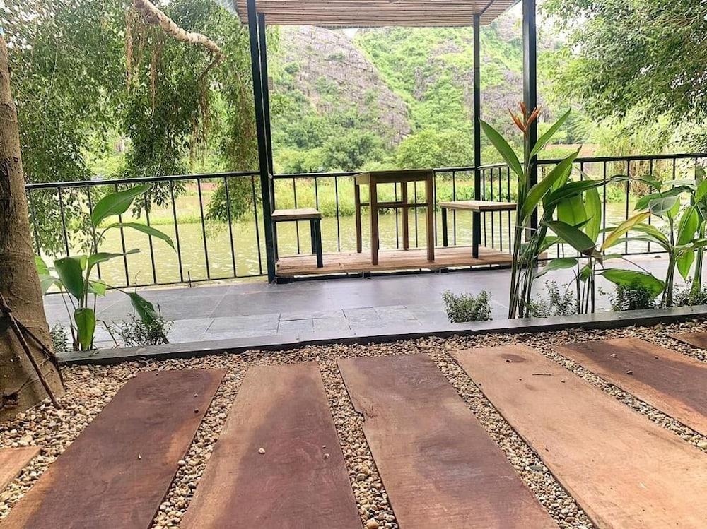 Trang An River Mountain Ecolodge