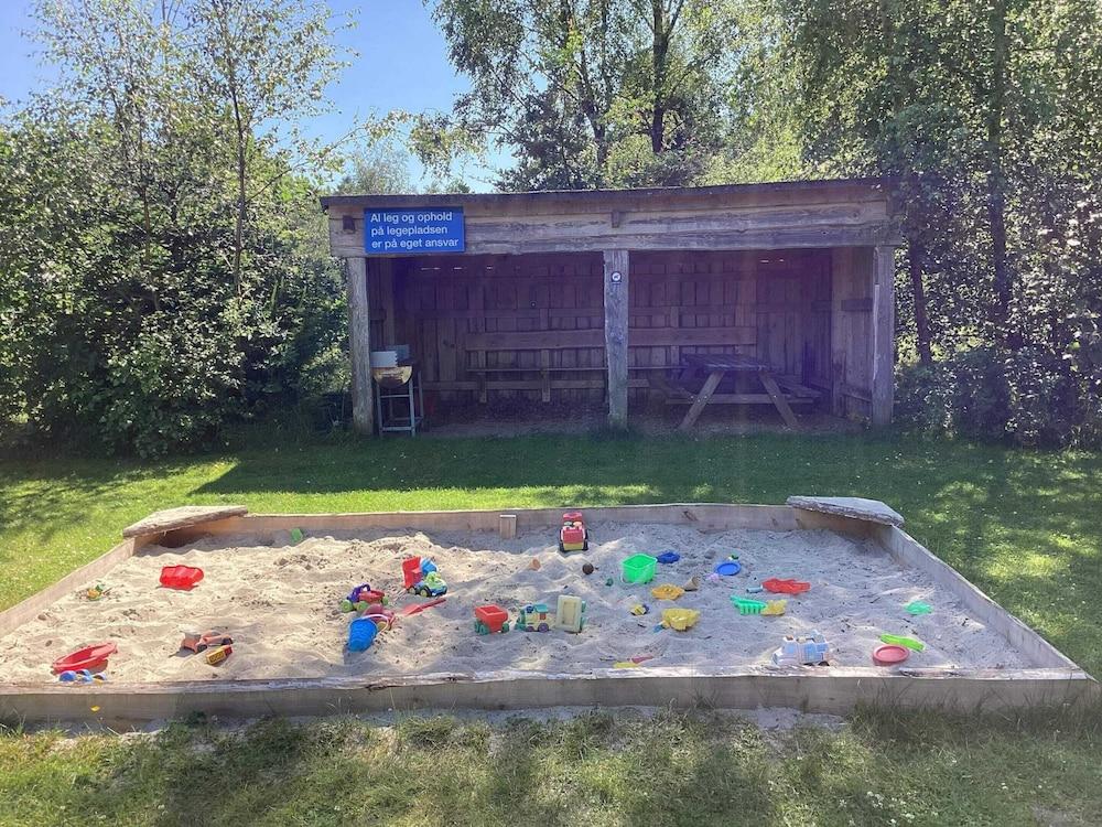 6 Person Holiday Home in Give