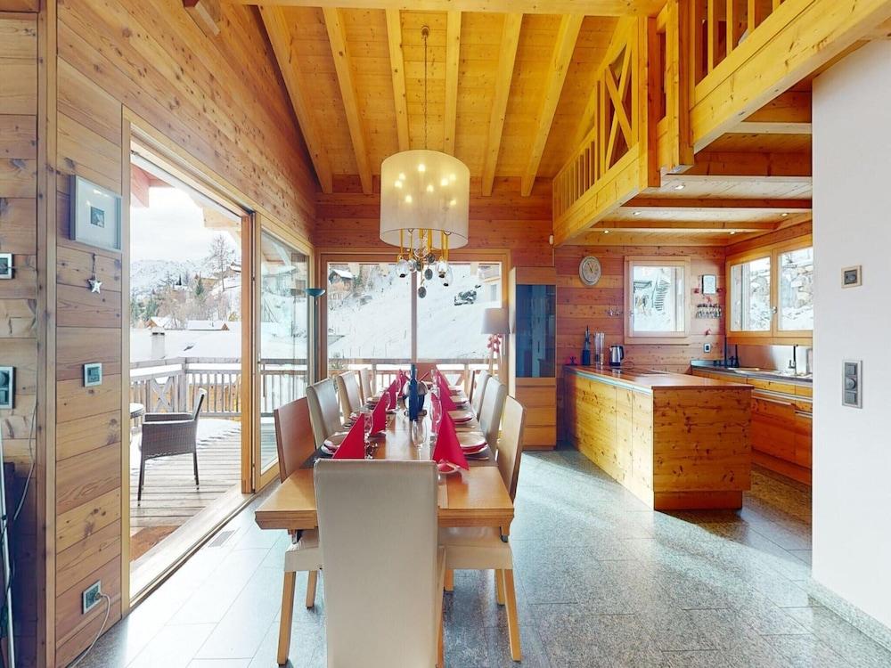 Etoiles des Neiges Luxe & Jacuzzi Chalet