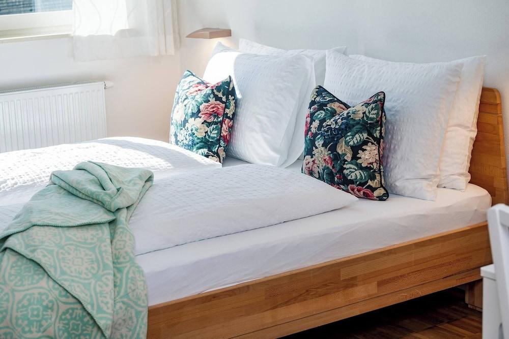 Le Rose Di Marianne - Ovest