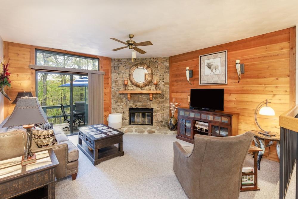 Seven Springs Resort 1br Condo, Shuttle To Slopes! 1 Bedroom Condo