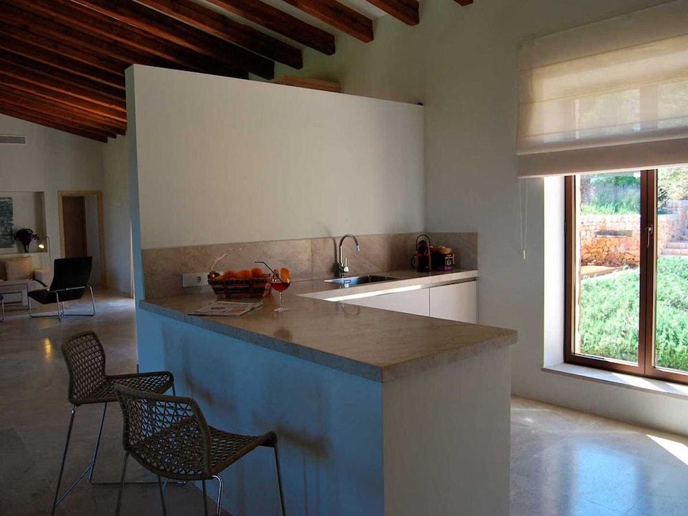 Attractive Holiday Home With Pool