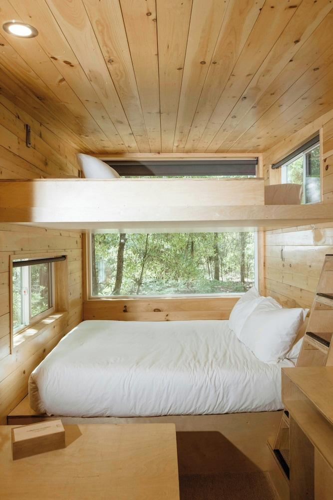 Postcard Cabins Piney Woods, Outdoor Collection by Marriott Bonvoy