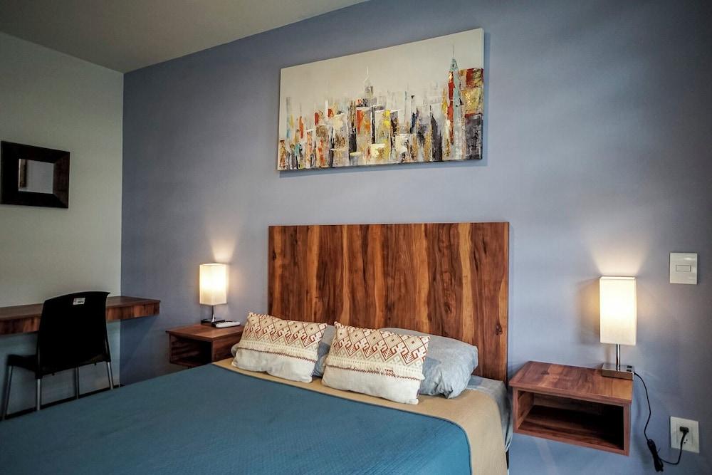 Cozy Apartment for 4 Guests with Parking