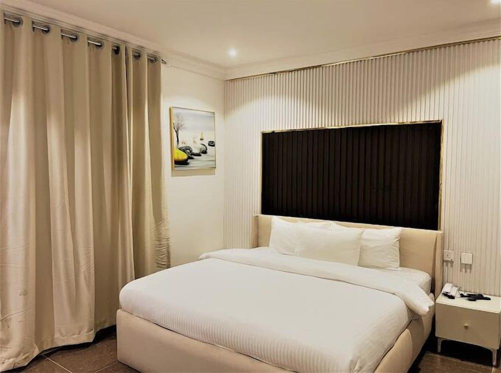 Imperio Luxurious Boutique Apartments