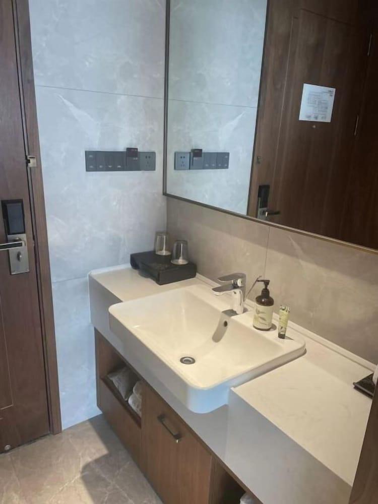 Beijing Jing Yan Hotel