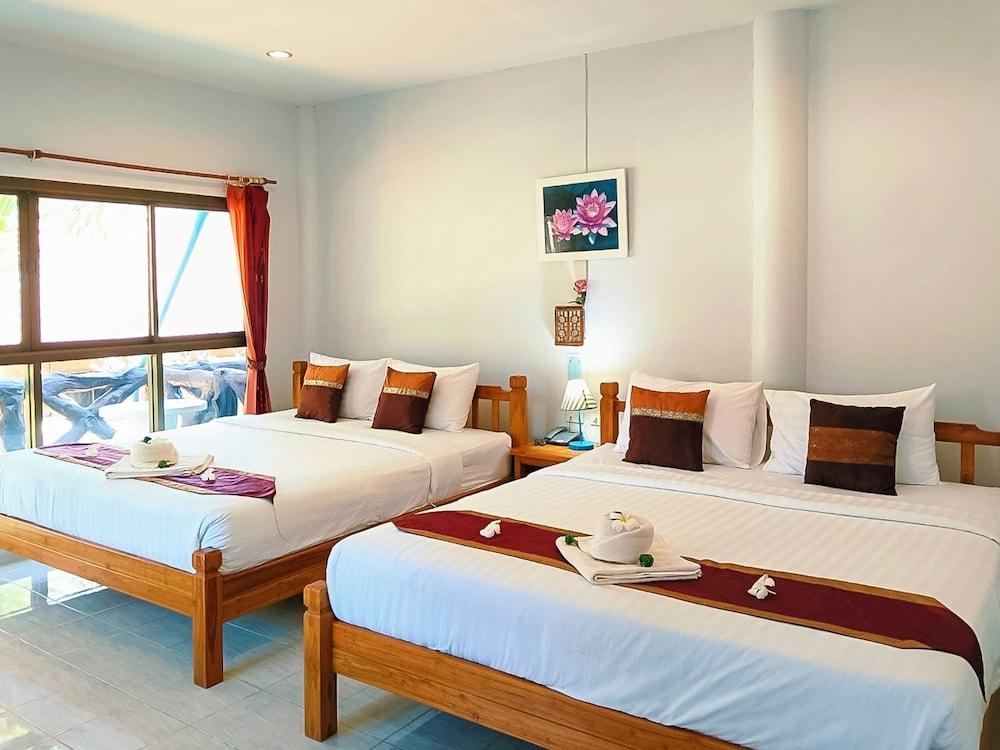 Saitharn Iyara Resort