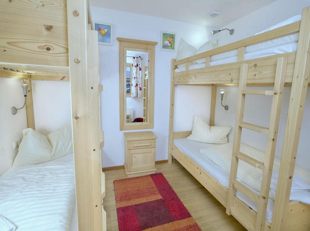 Chalet in Konigsleiten Near Ski Bus & Pool