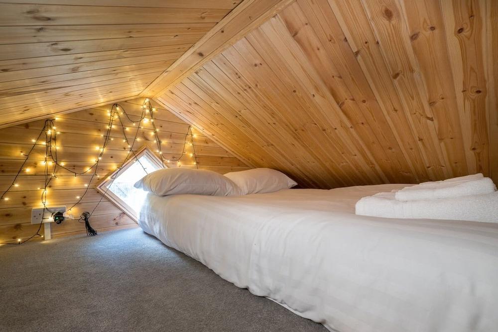 Host Stay The Eco Cabin