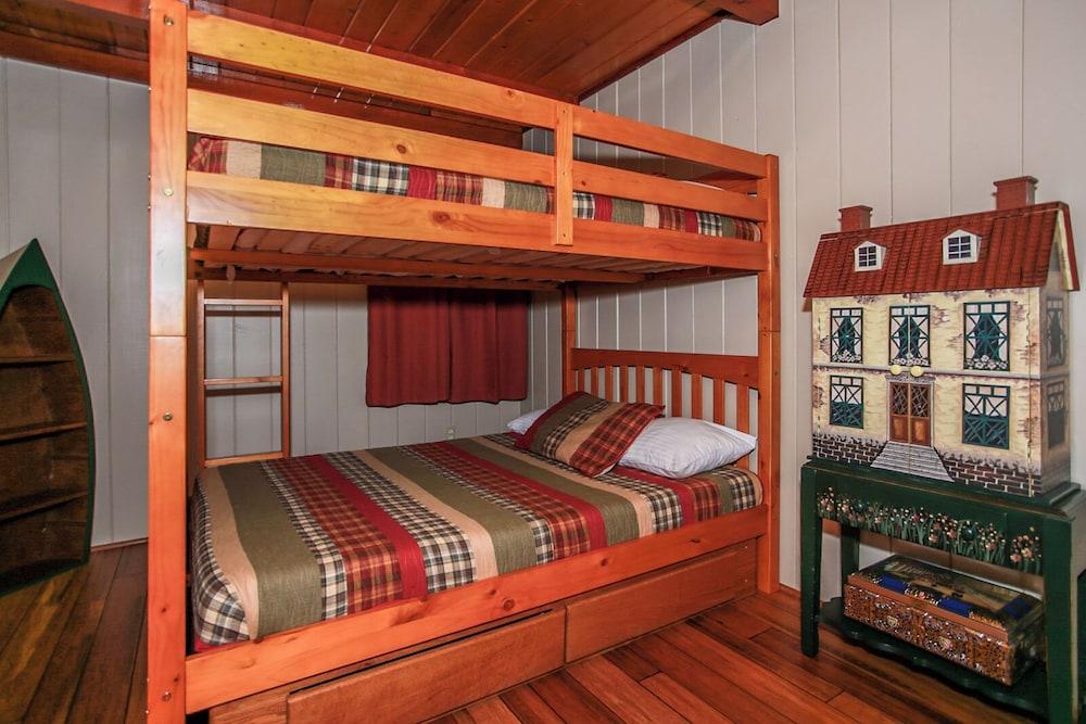 Bear Mountain Escape