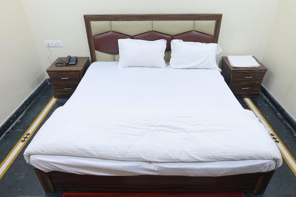 Hotel Vibha Raj Grand