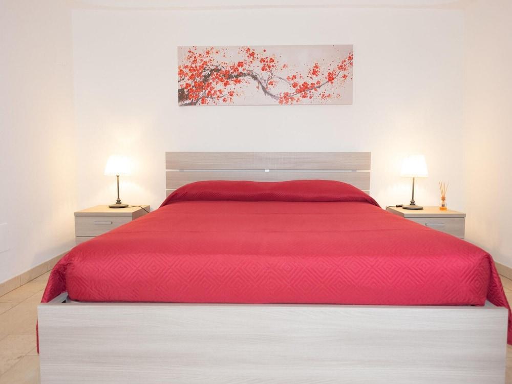 Trulli-style Chalet Near Forest Walks