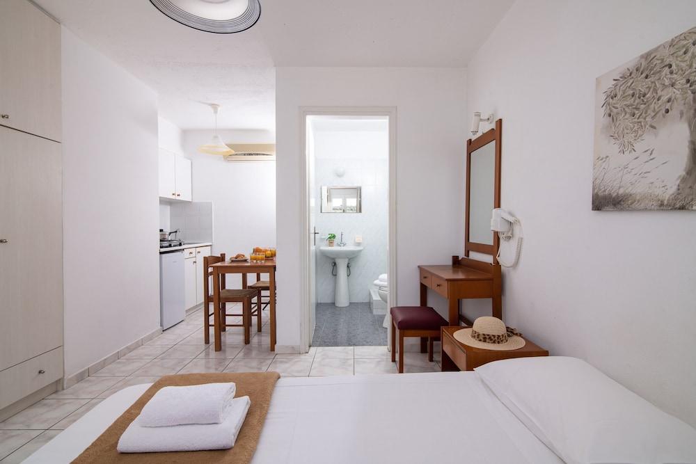 Golden Valentin Apartments