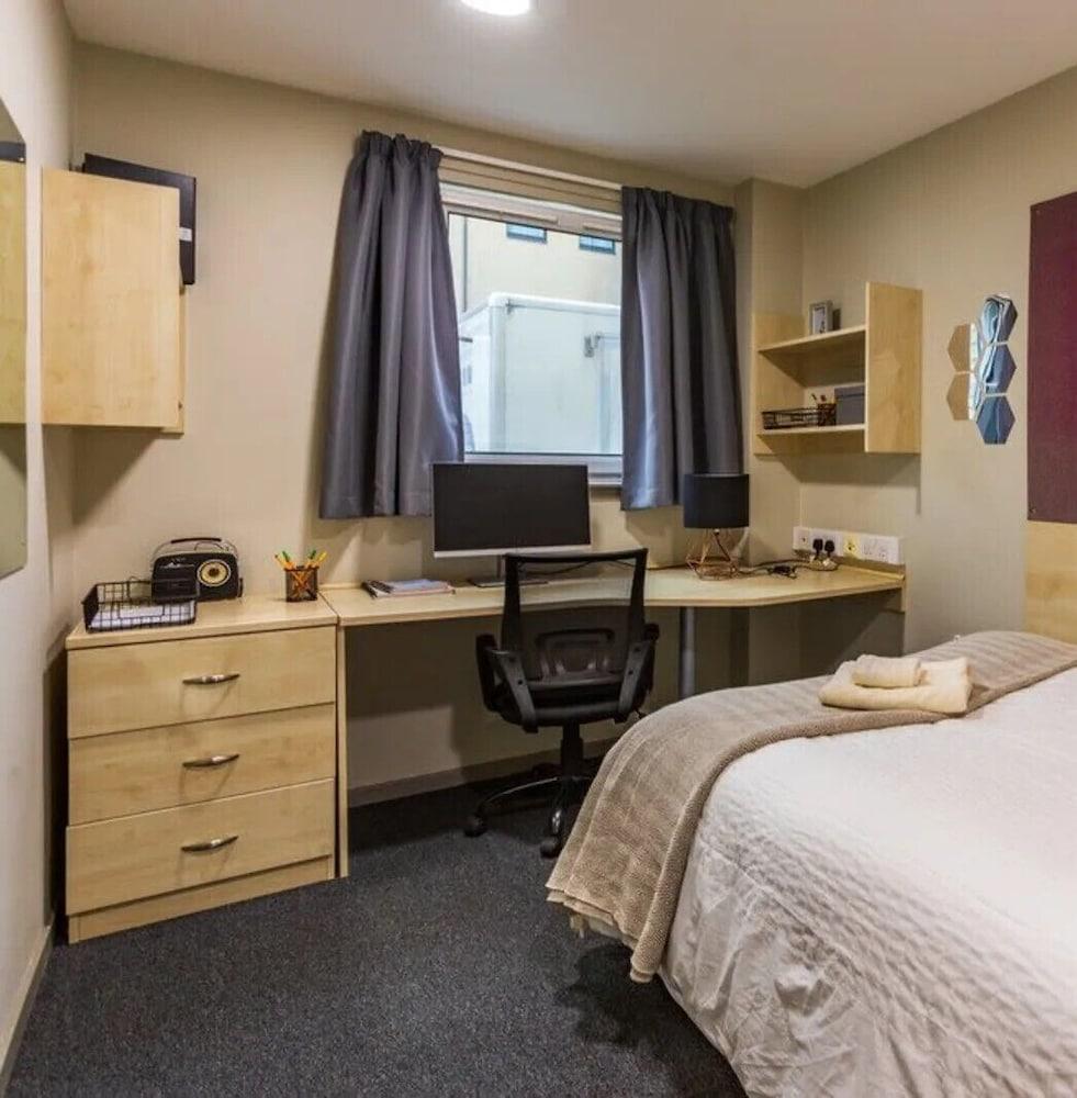 Student Only Buchanan View