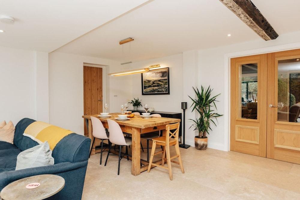 Rosefinch House in Crazies Hill