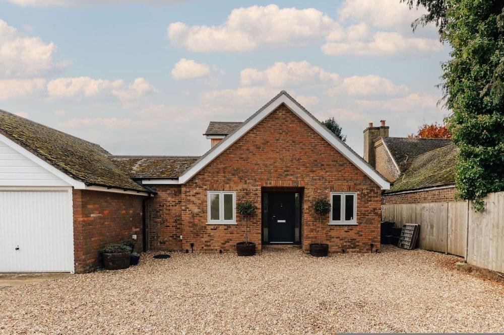 The Hayfield - From 500 Per Night