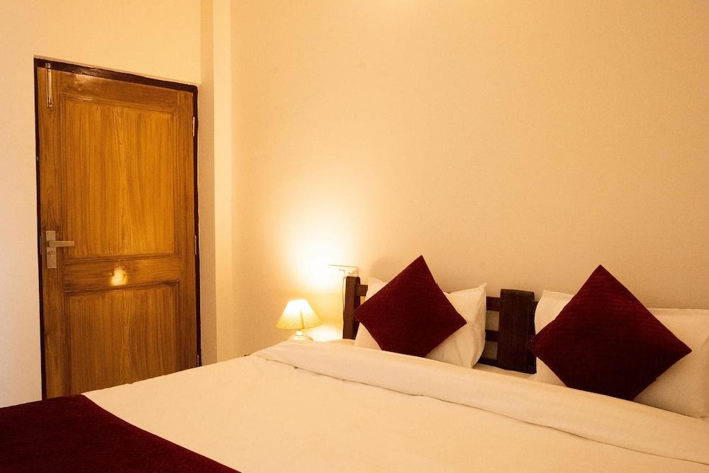 Anandmaya Retreat Hotel Rishikesh