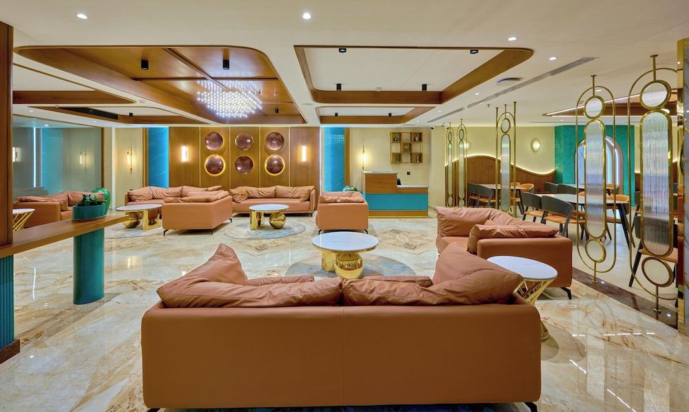 Kowju Airport Hotel Calicut