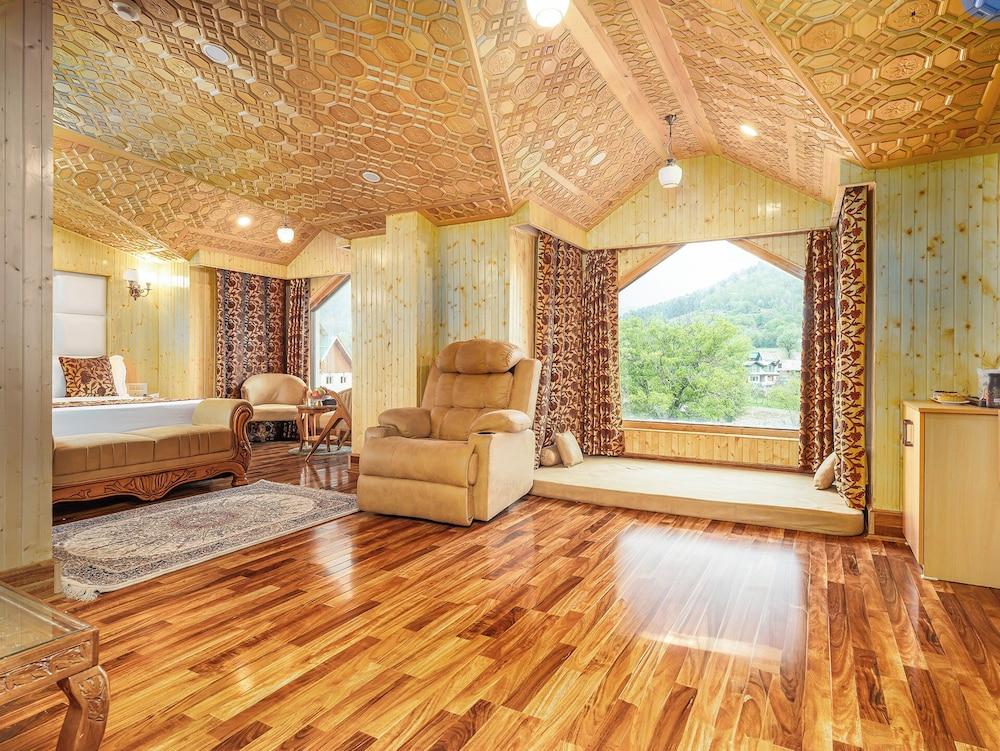 Hillside Resort & Spa Pahalgam