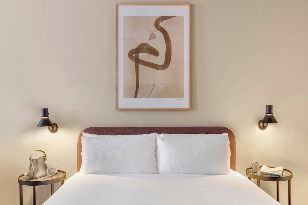 Sonder by Marriott Bonvoy The Teacher