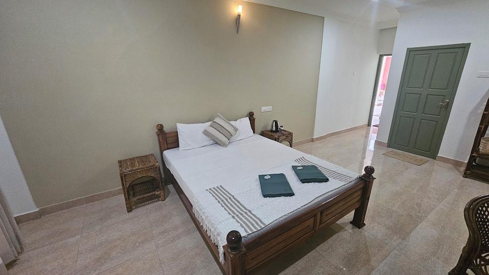 Ashiyana Cliff and Beach Resort