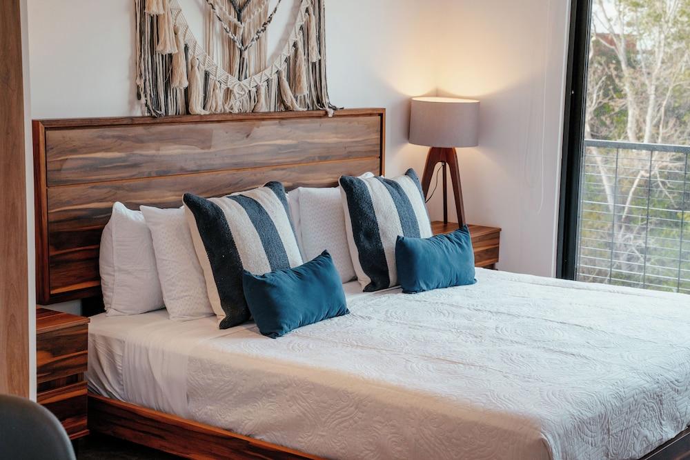 Elegant Loft in Tulum with Pool & Gym