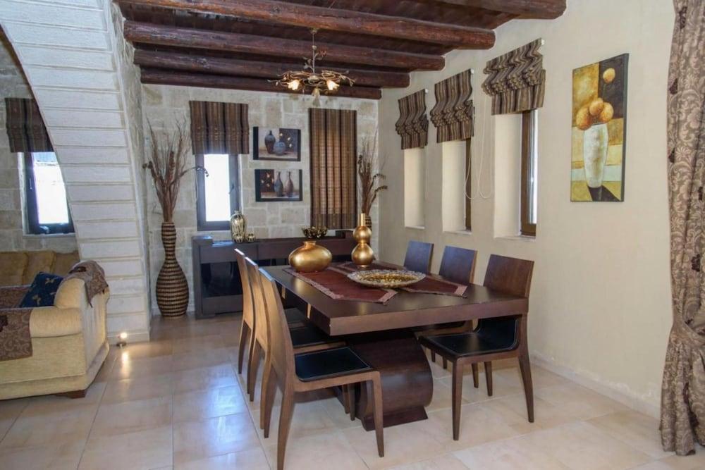 Stone and Wood Villa