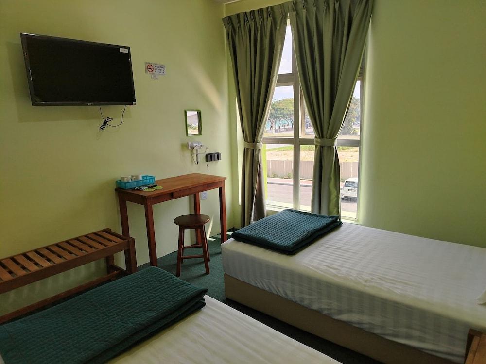 Hotel O Seremban Near SnowLim Wonderland Formerly M&N Hotel