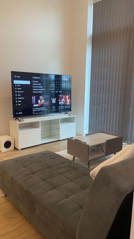 Apartment With Space in Parking