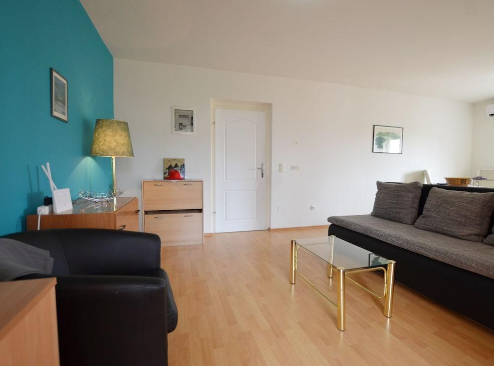 Spacious Apartment With Loggia