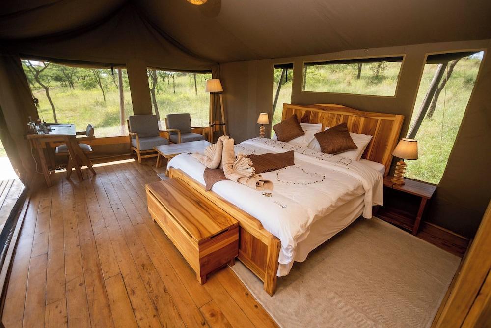 Seregenti Kifaru Tented Lodge