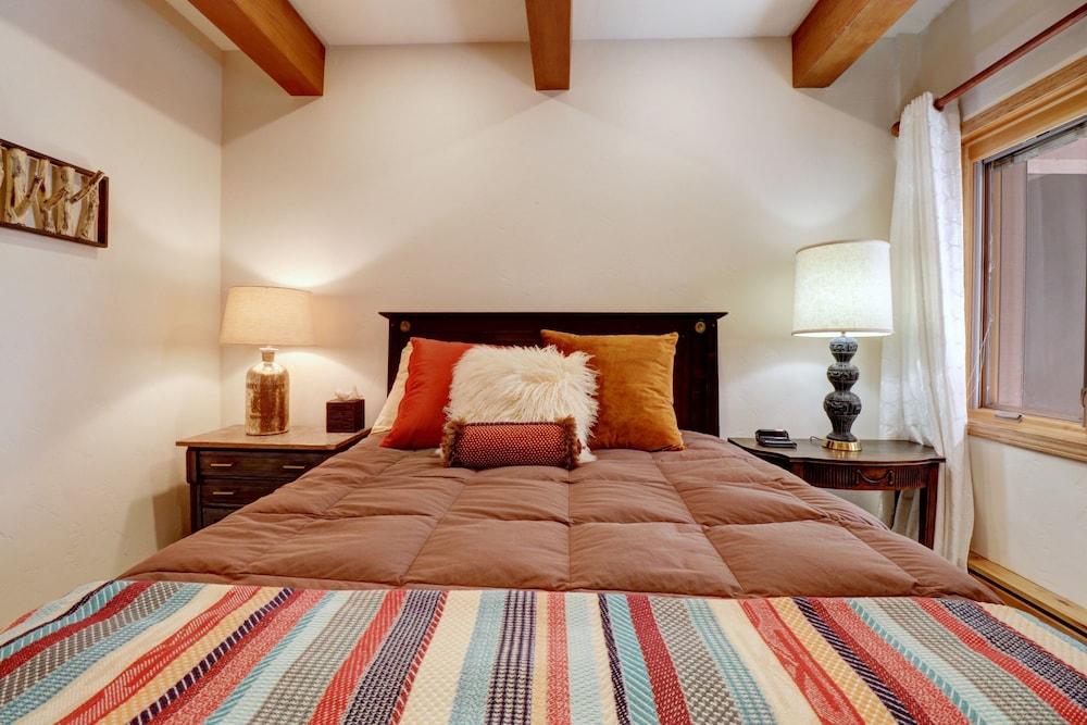 Pg305 Peregrine 3 Bedroom Condo