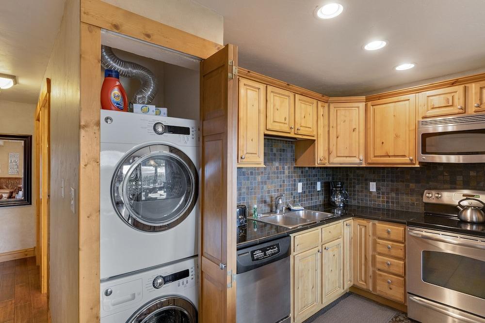 Yampa View 101 2 Bedroom Condo