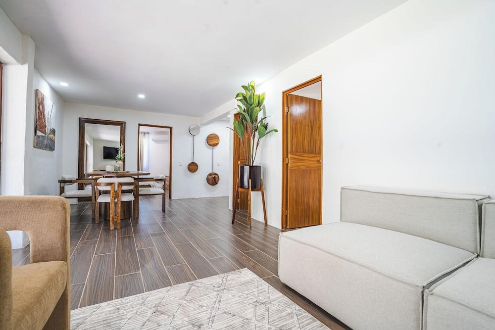 Charming Bungalow Cajititlan 2 Beds Pool