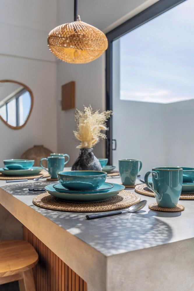 Dela Villa by Betterplace