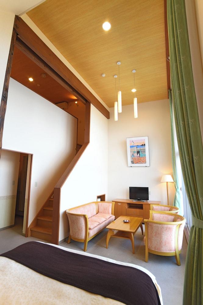 SADO Futatsugame View Hotel