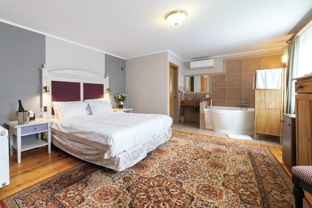 Nomád Hotel & Glamping