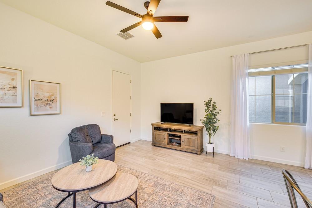 Updated Apt: 6 Mi to Dtwn Chandler!