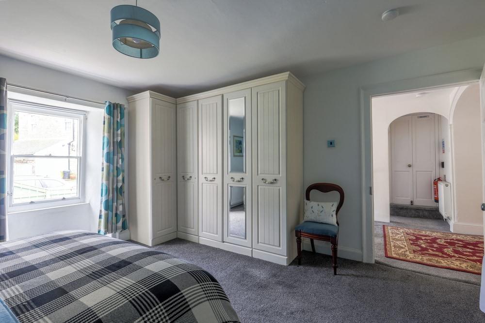 Salvin House - North East Escapes