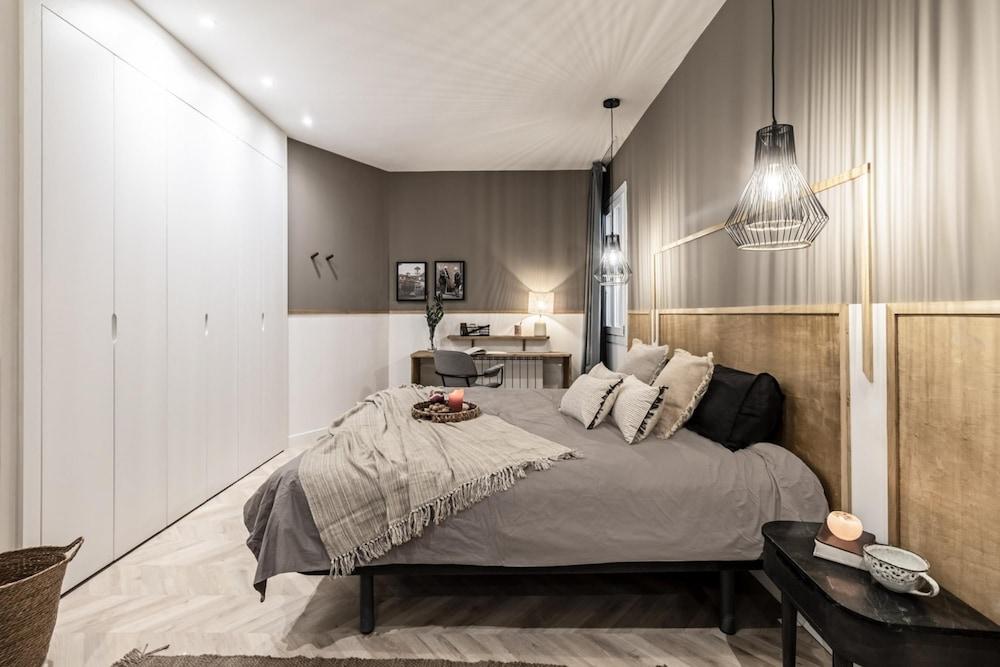 Ojen - 4 Bedrooms in Trafalgar