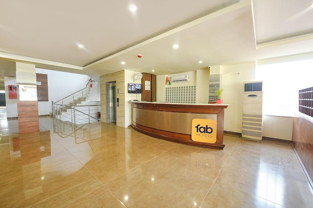 Fabhotel Hc Mount View