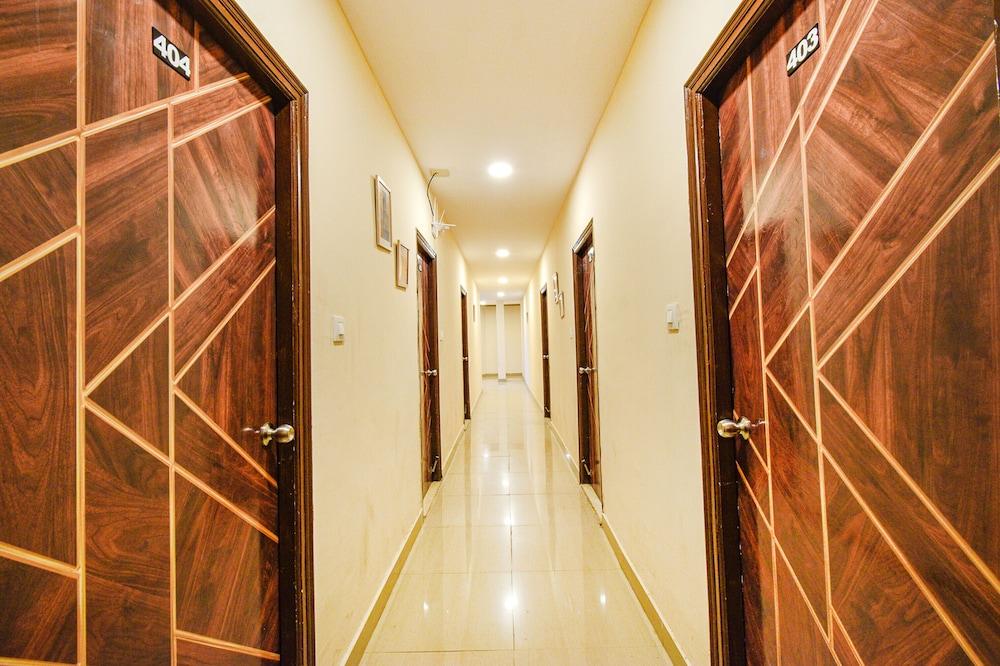 Fabhotel Yogeshwara Grand