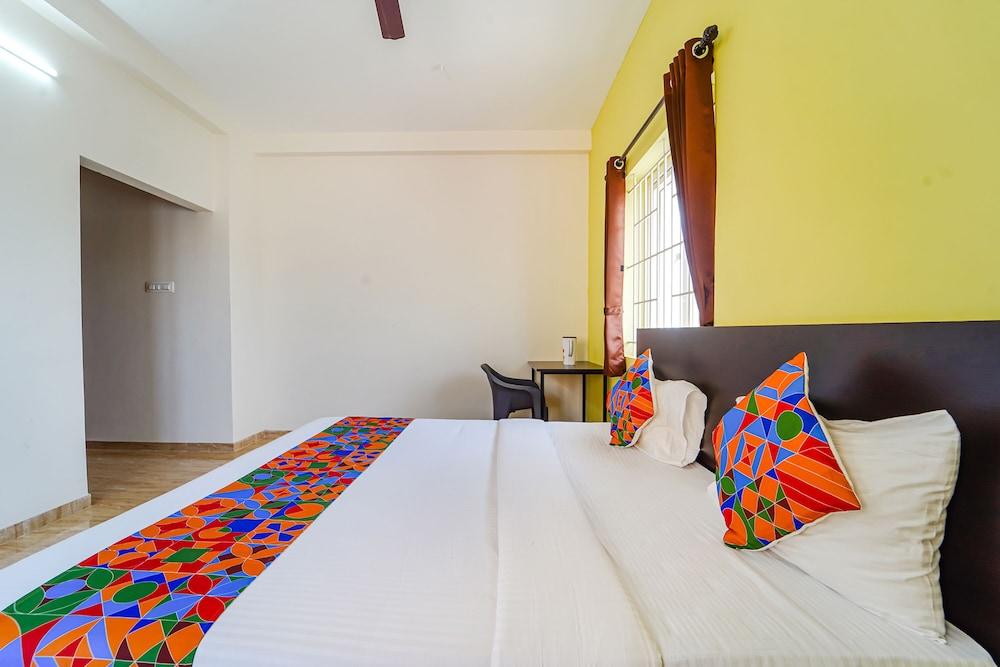 Fabhotel Saro Sri Residency